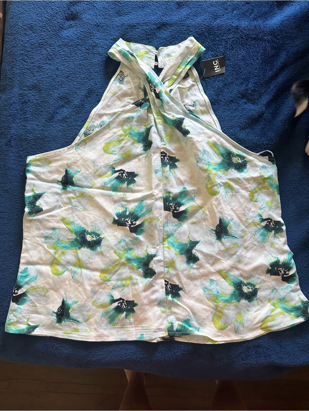 NWT INC White Floral Halter Tank Top